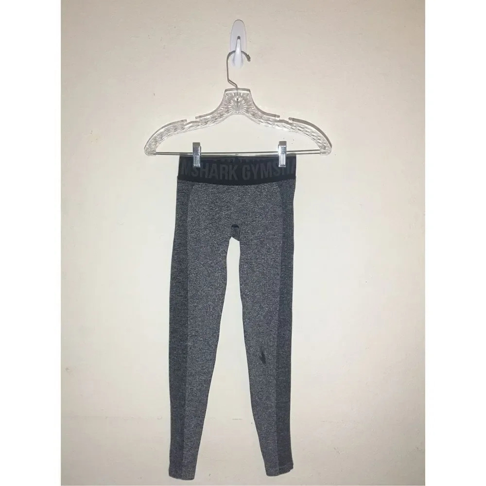 Womens Gymshark Leggings Size XS Stretchy Athletic Running Workout Grey Black